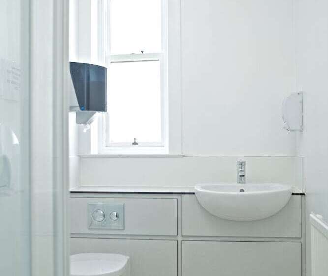 住宿加早餐 Mcintosh Hall Campus Accommodation