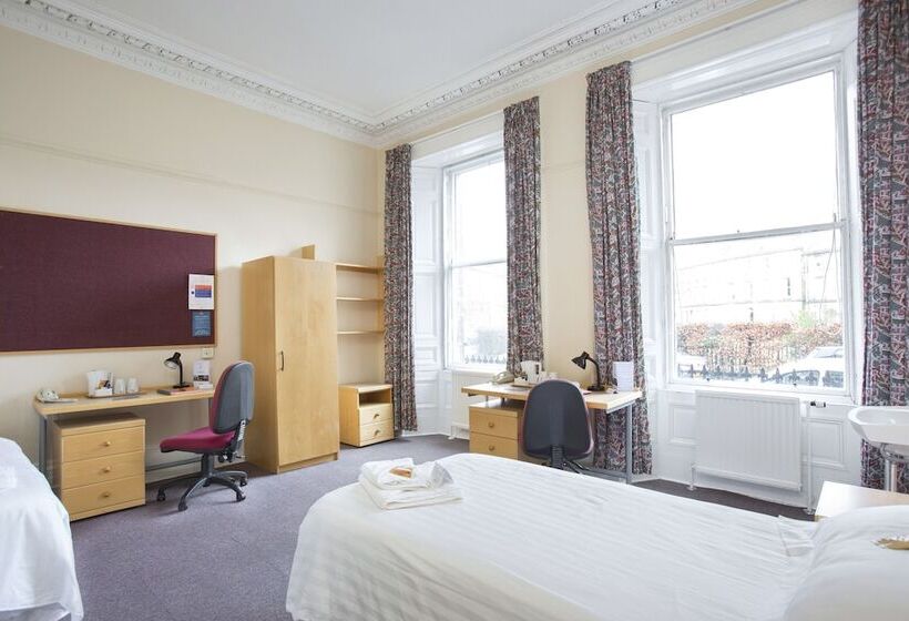 住宿加早餐 Mcintosh Hall Campus Accommodation