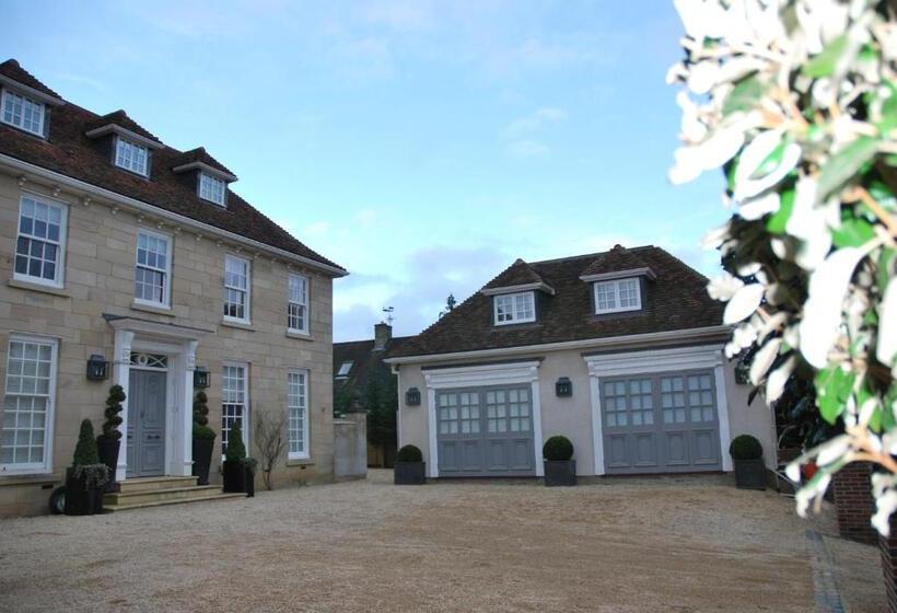 민박 Montpellier House