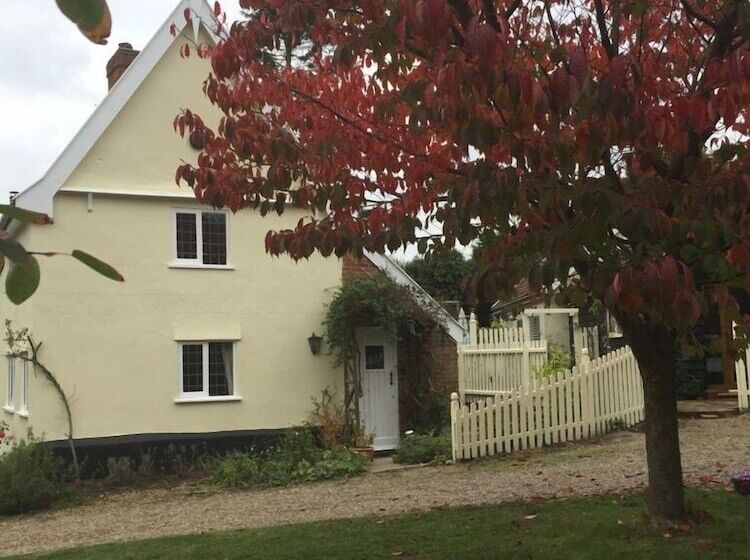 ベッドアンドブレックファースト Mulleys Cottage