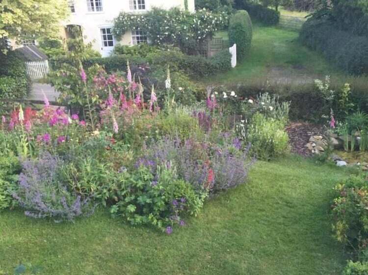 ベッドアンドブレックファースト Mulleys Cottage