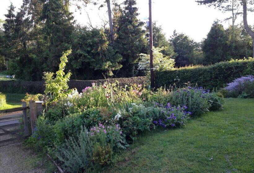 ベッドアンドブレックファースト Mulleys Cottage