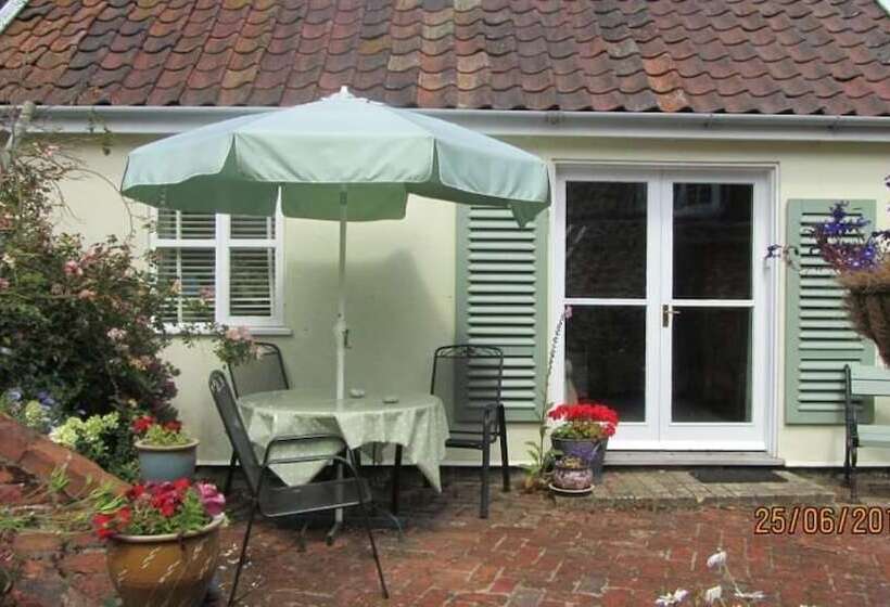 ベッドアンドブレックファースト Mulleys Cottage