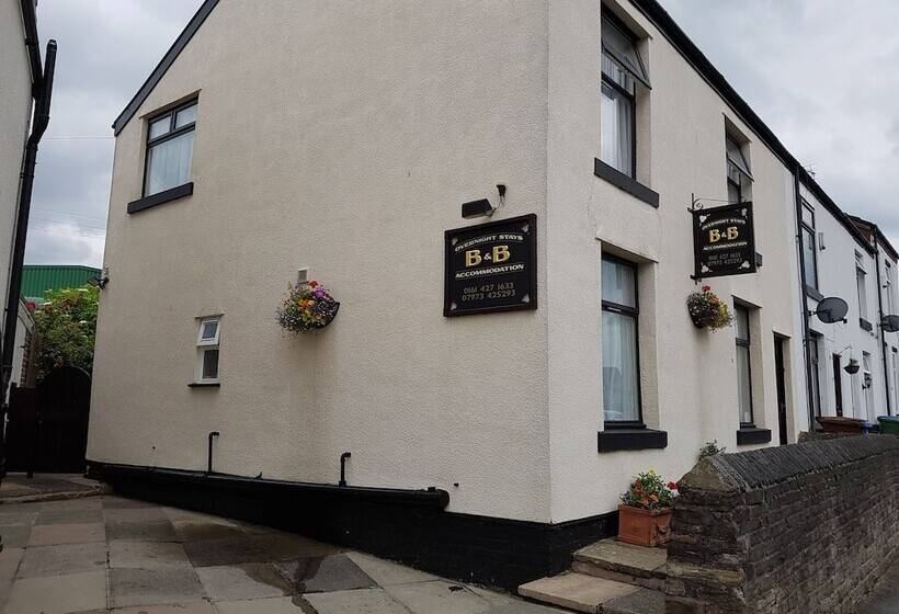 Bed and Breakfast Overnight Stays Stockport
