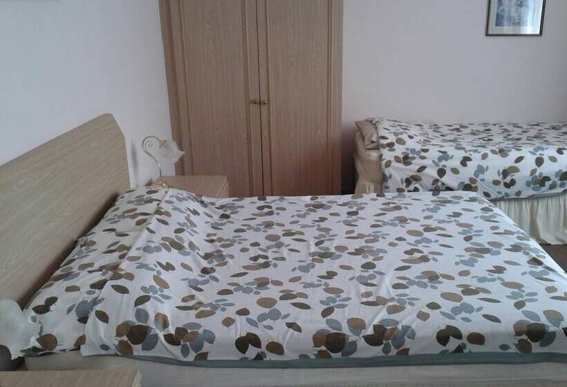 Bed and Breakfast Overnight Stays Stockport