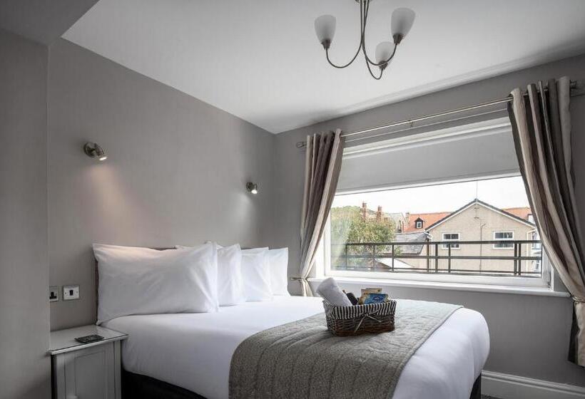 住宿加早餐  Pebble House