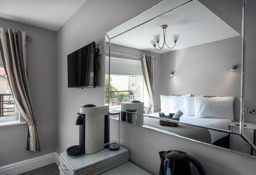 住宿加早餐  Pebble House