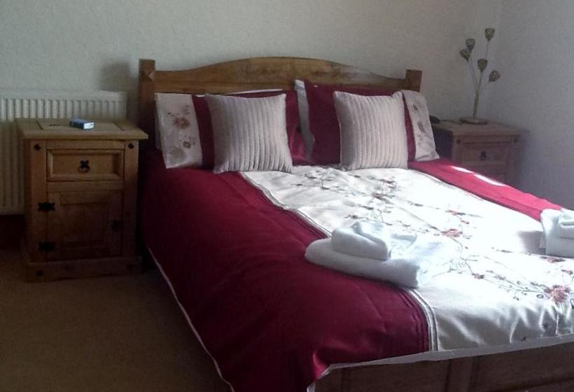 Bed and Breakfast Penisa Rllan Farm