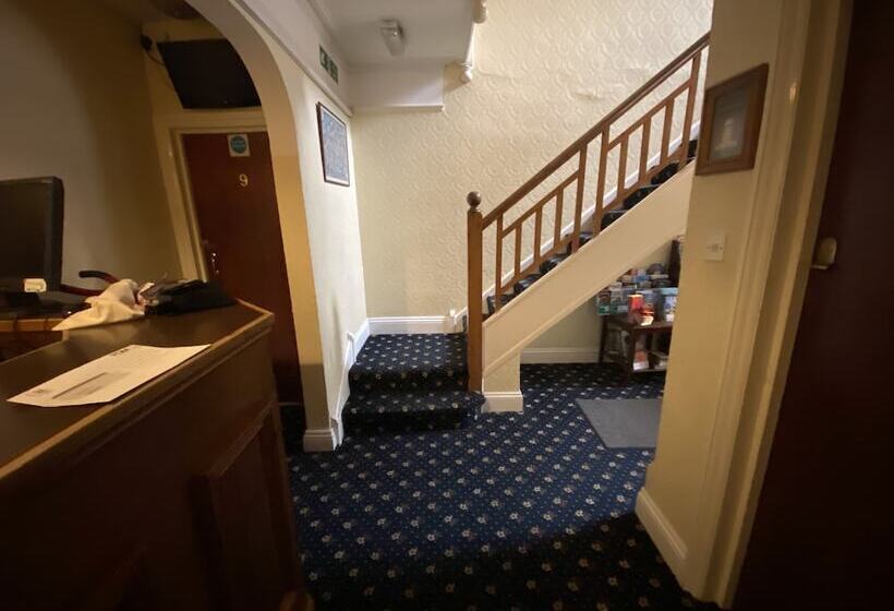 住宿加早餐  Pickwicks Guest House