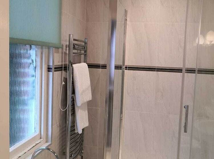 住宿加早餐  Pickwicks Guest House