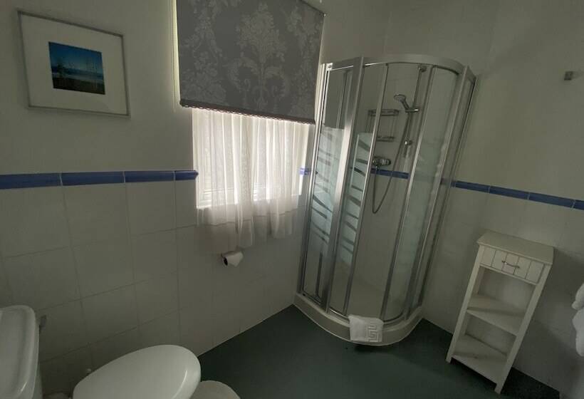 住宿加早餐  Pickwicks Guest House