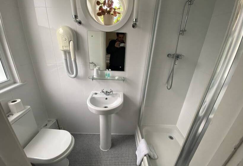 住宿加早餐  Pickwicks Guest House