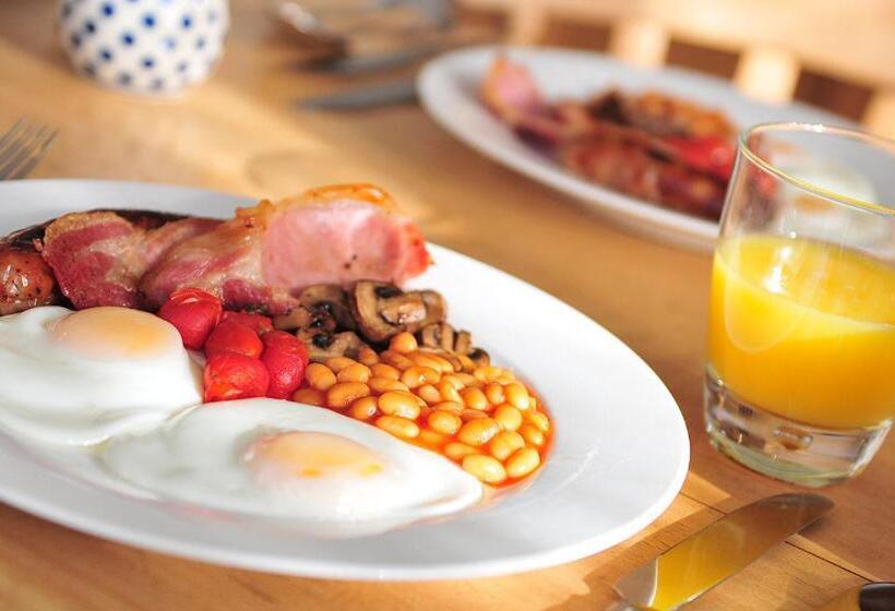 Bed and Breakfast Poplars Farm