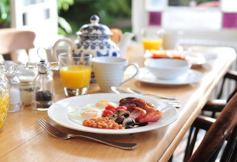 Bed and Breakfast Poplars Farm