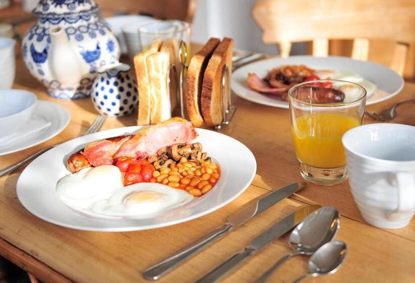 Bed and Breakfast Poplars Farm