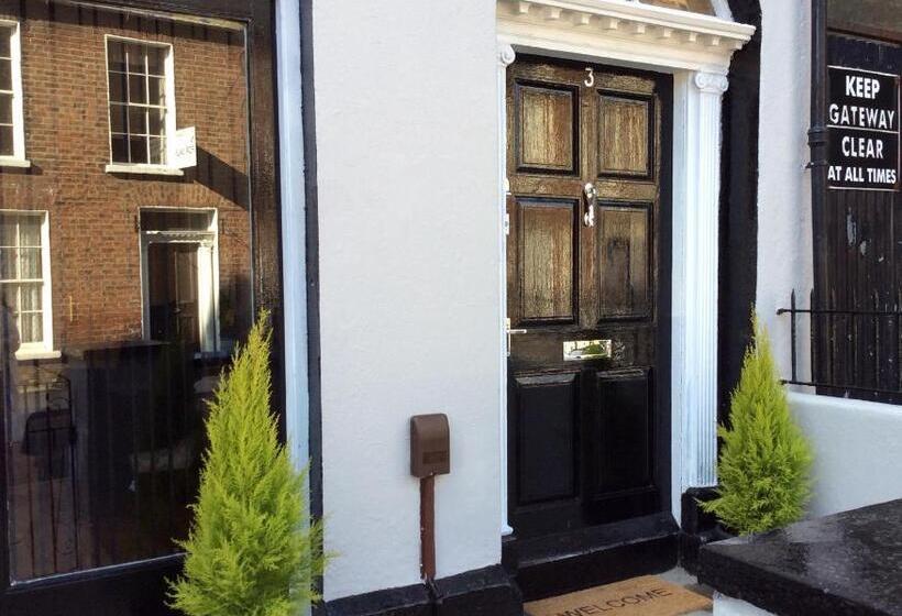 민박 Princes House In The Walled City