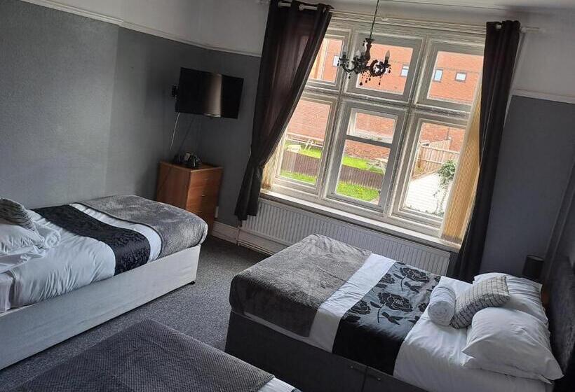 ベッドアンドブレックファースト Sheridans Budget Accomodation