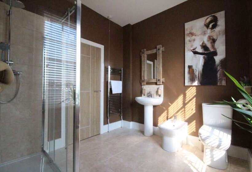 مبيت وإفطار Snooze