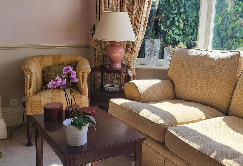 민박 Sutherland House