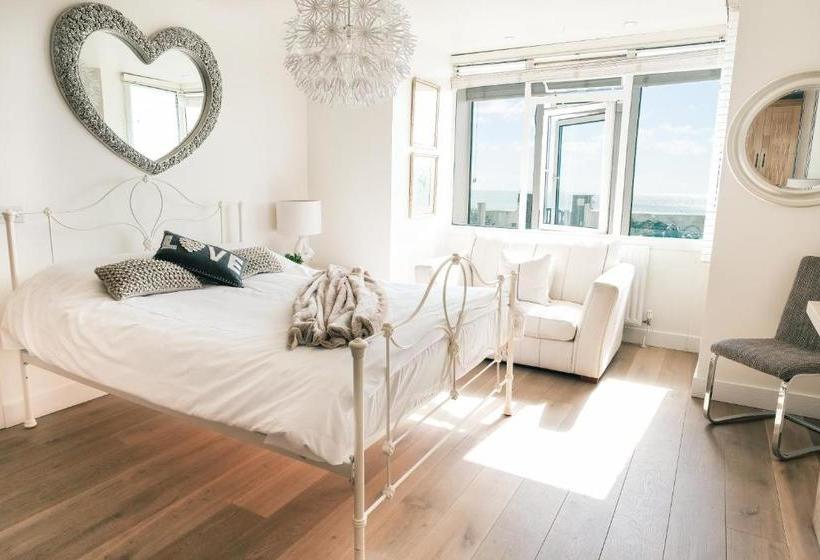 Bed and Breakfast The Beach