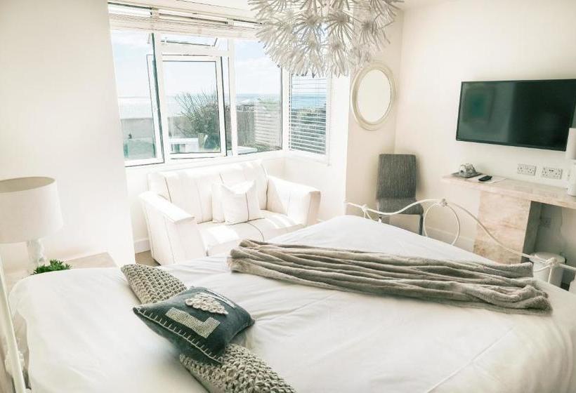 Bed and Breakfast The Beach