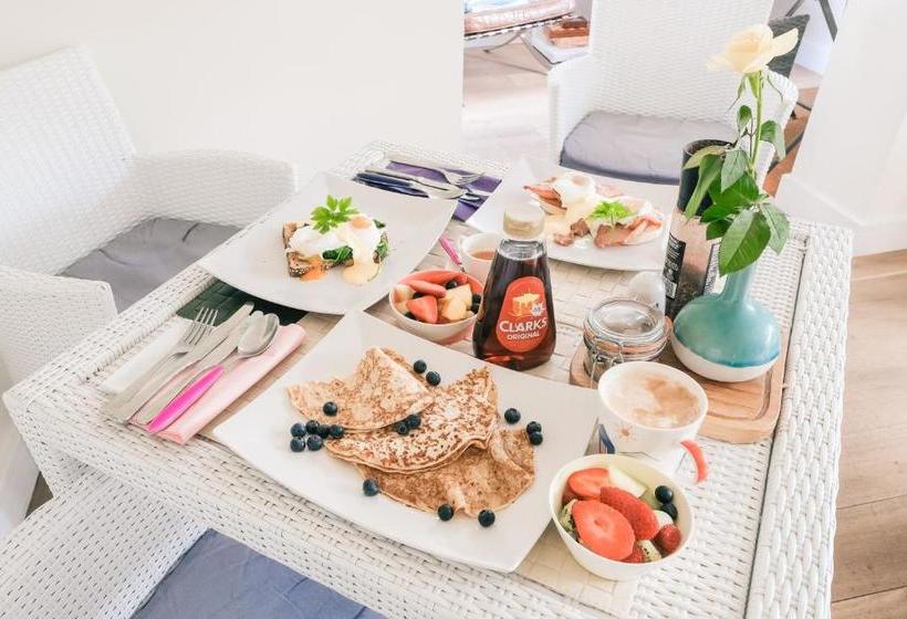 Bed and Breakfast The Beach