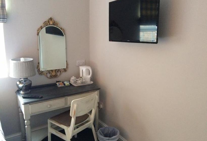 Bed and Breakfast The Boathouse