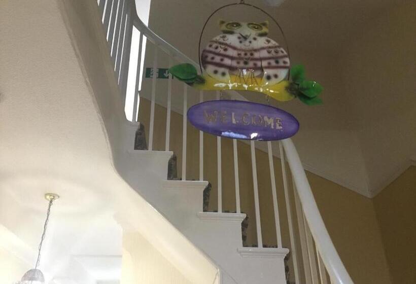 민박 The Coventry Guest House