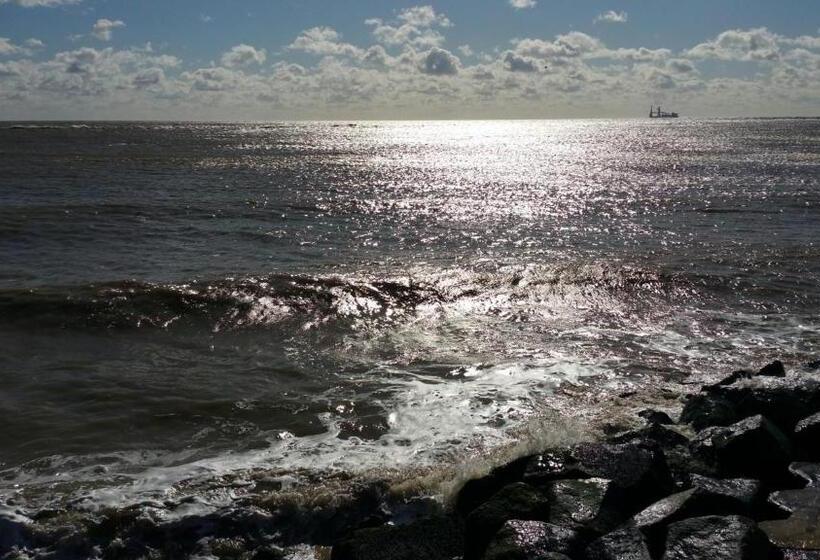 민박 The Coventry Guest House