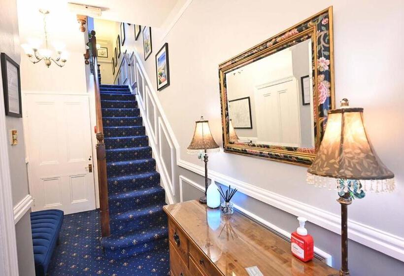 住宿加早餐  The Hathaways