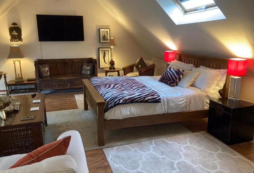 צימר The Lodge At Ruddington