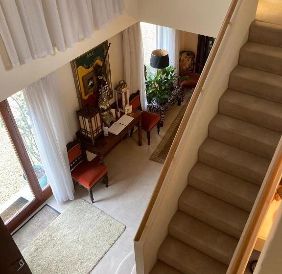 צימר The Lodge At Ruddington