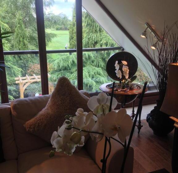 צימר The Lodge At Ruddington