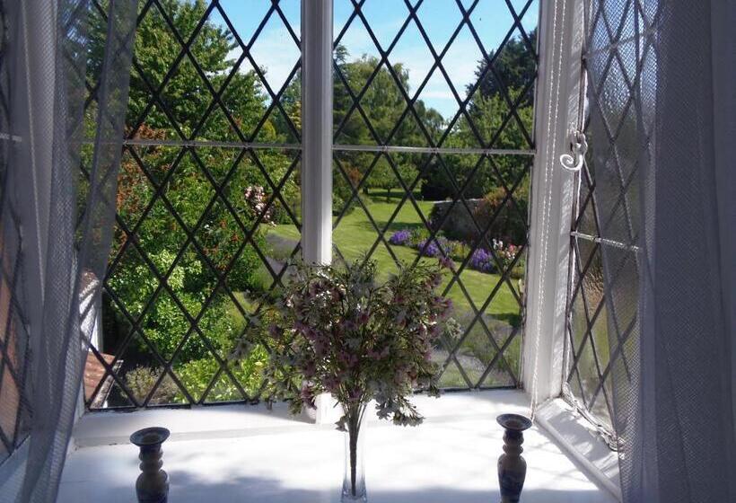 مبيت وإفطار The Old House