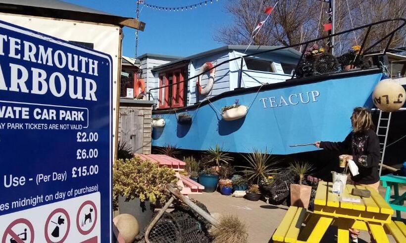 ベッドアンドブレックファースト The Poplars Guest House