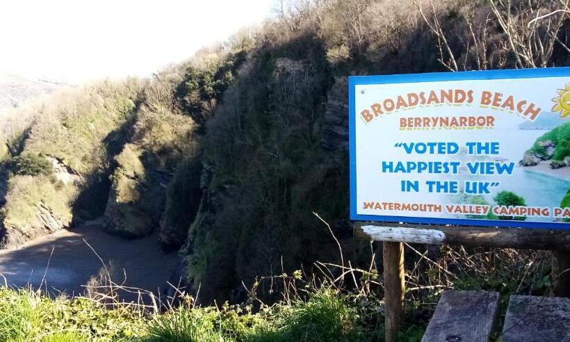 ベッドアンドブレックファースト The Poplars Guest House