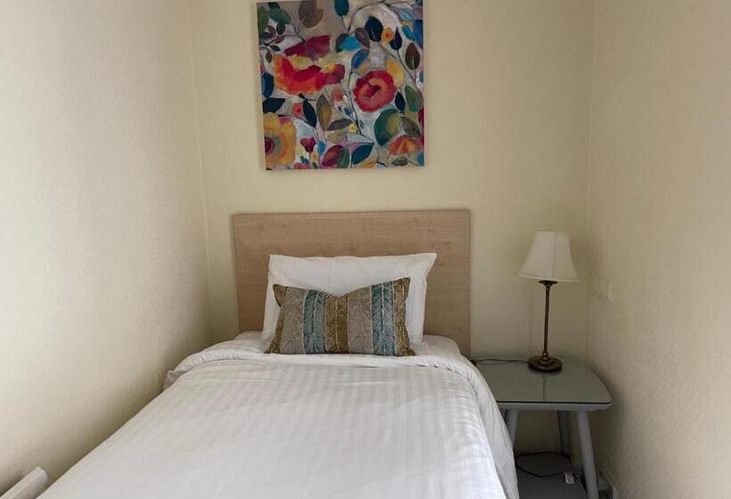 Bed and Breakfast The Queen