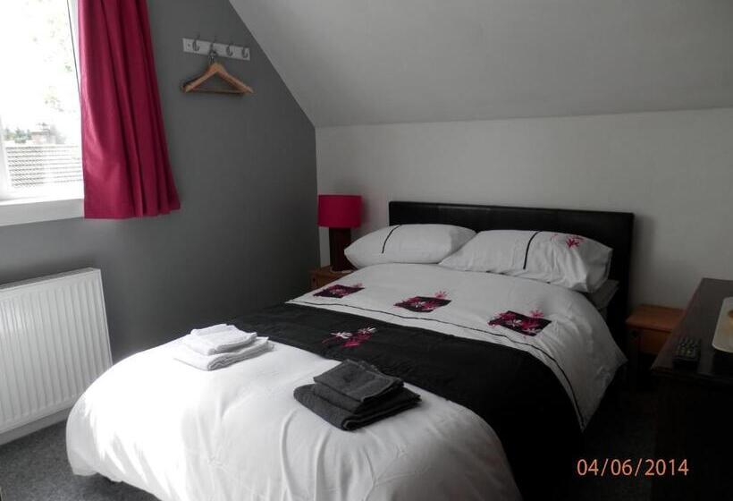 Bed and Breakfast The Whitehouse