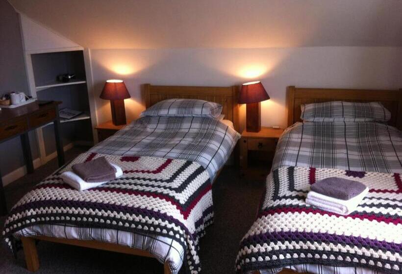 Bed and Breakfast The Whitehouse