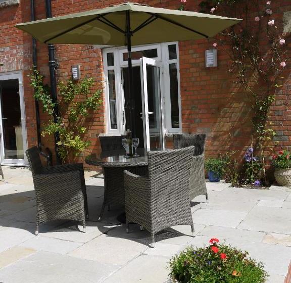 צימר Three Ivy Cross