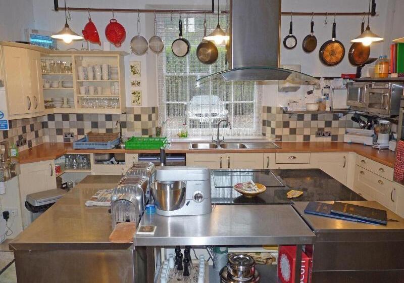 مبيت وإفطار Town Mills