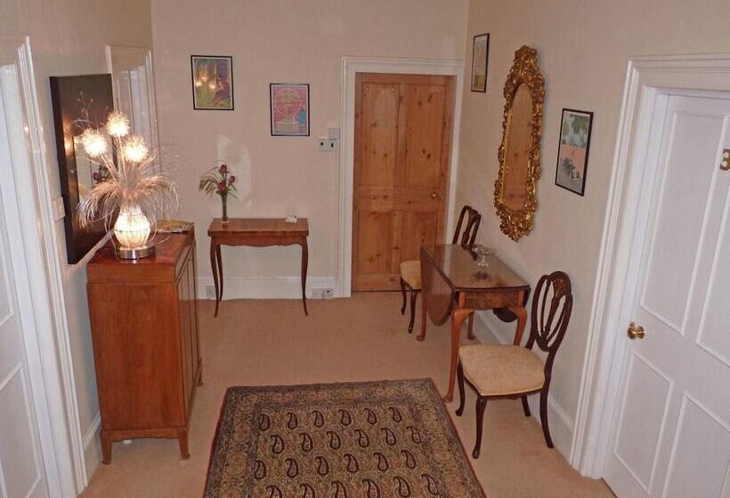 مبيت وإفطار Town Mills