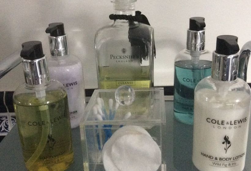 住宿加早餐 Well House