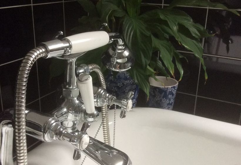 住宿加早餐 Well House