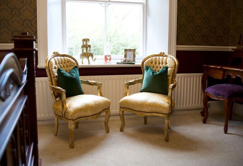 ベッドアンドブレックファースト West Layton Manor