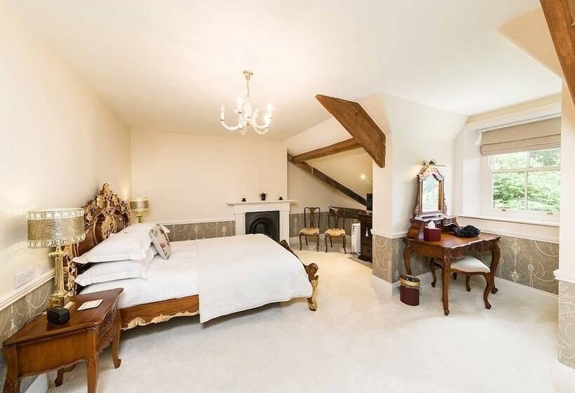 ベッドアンドブレックファースト West Layton Manor