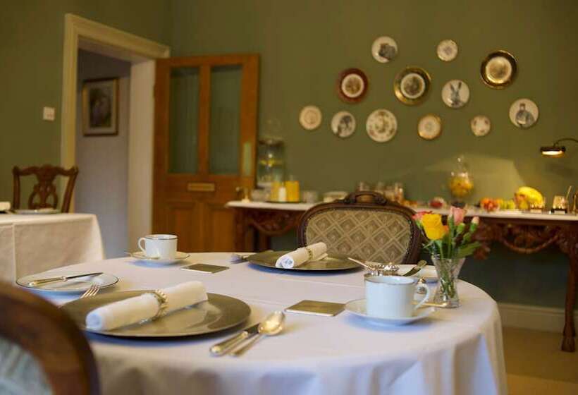 ベッドアンドブレックファースト West Layton Manor