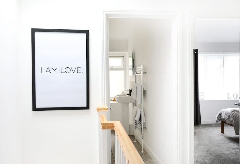 The Willow Bed And Breakfast