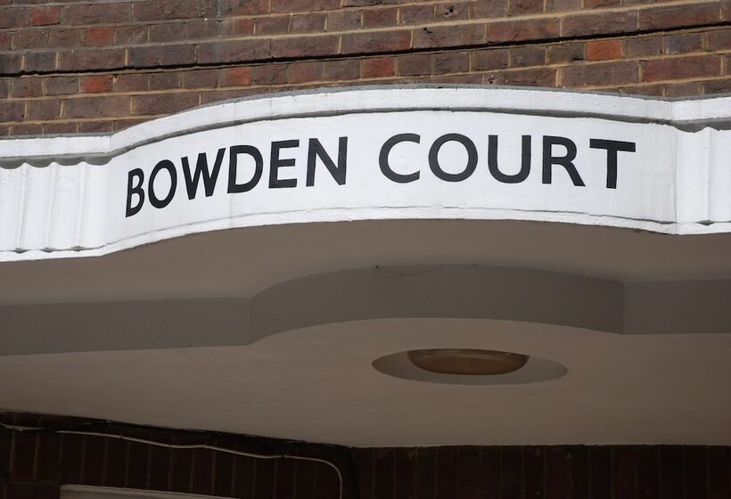 旅馆 Bowden Court