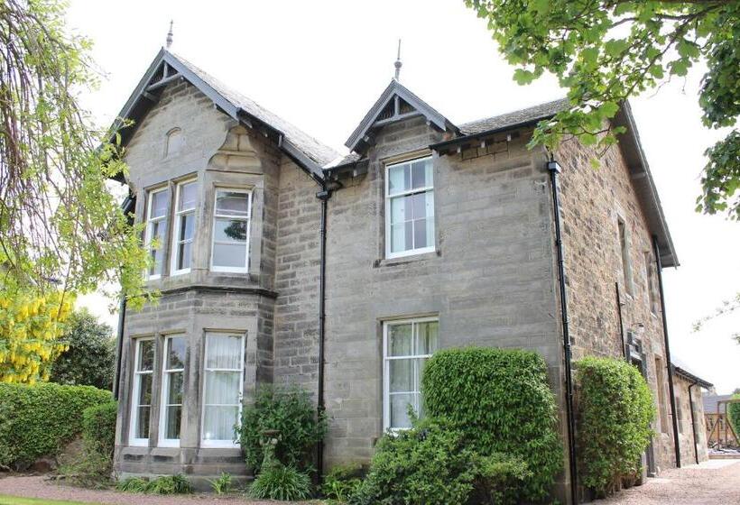 Brackness House Luxury B&b